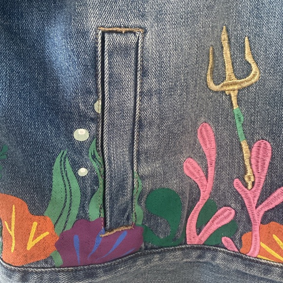 Disney Blue Denim Jacket with Ocean Theme size 1X - Picture 6 of 14